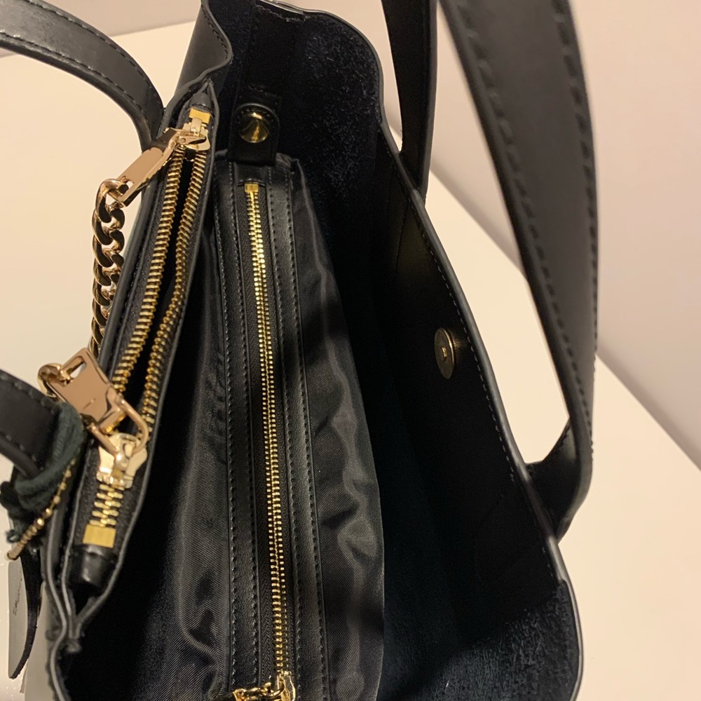 Black Italian leather handbag - Picture 3 of 3